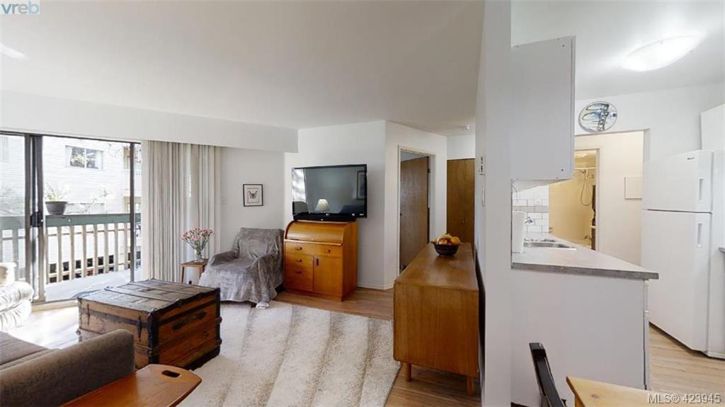  212 3277 Quadra Street, Victoria, BC 423945 Victoria Real Estate