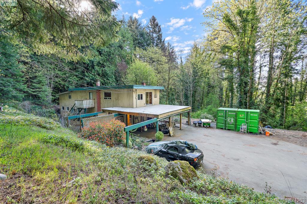 5031 West Saanich Road, Victoria, BC 424263 Gower Smith Real Estate