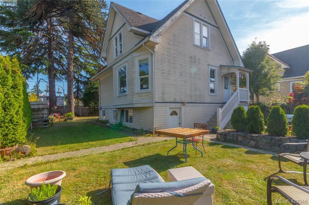 1018 Bay Street, Victoria, BC 427946 Matt Loken