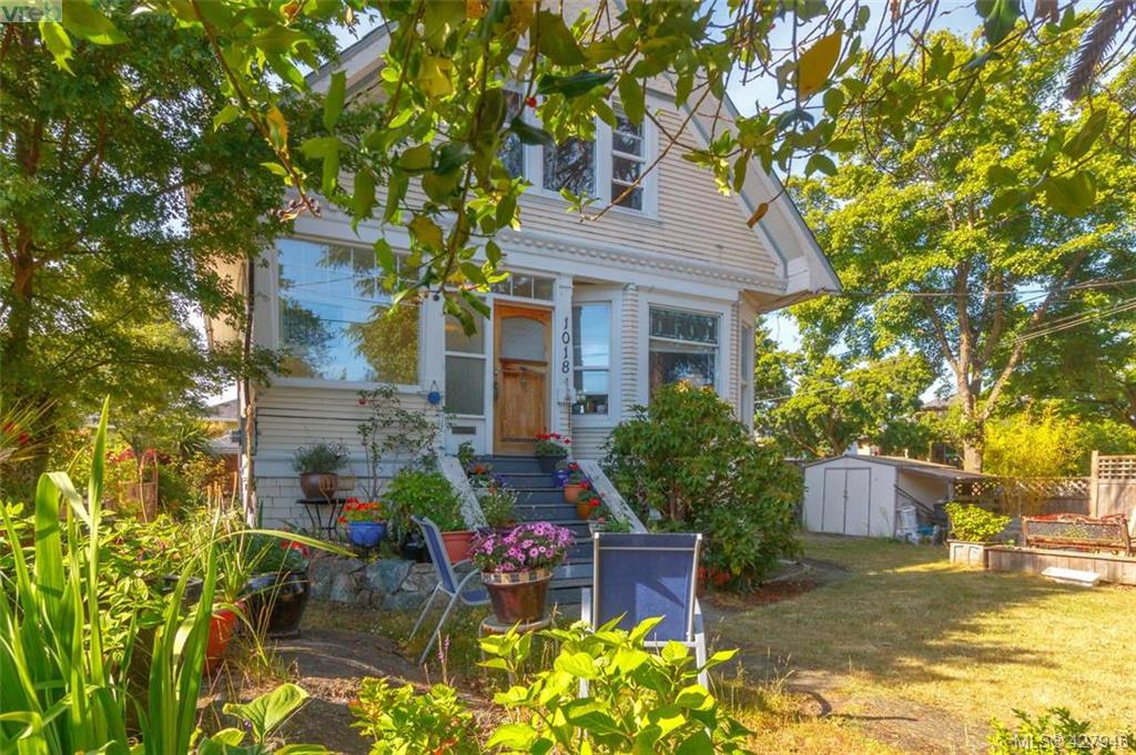 1018 Bay Street, Victoria, BC 427946 Matt Loken