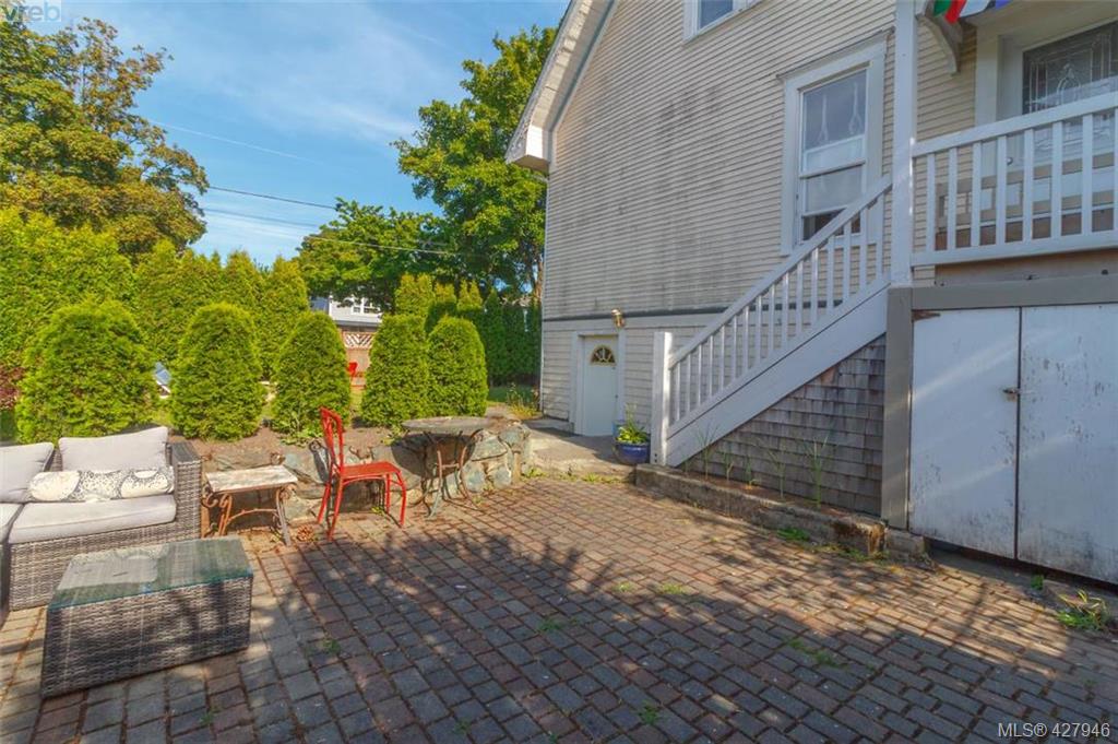 1018 Bay Street, Victoria, BC 427946 Matt Loken