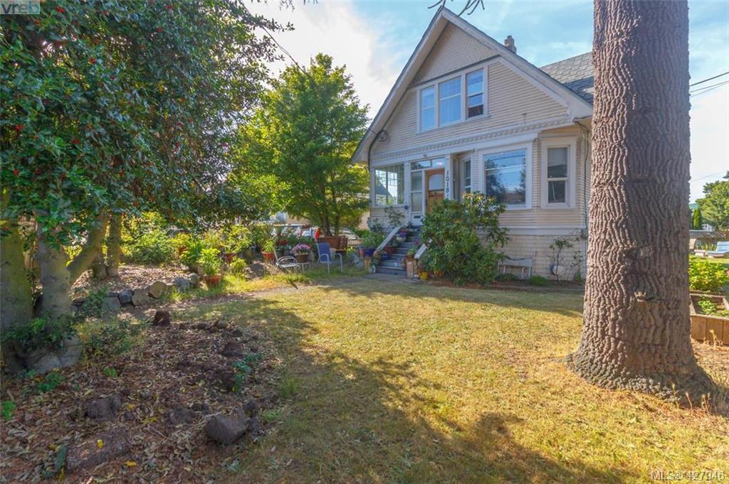 1018 Bay Street, Victoria, BC 427946 Matt Loken
