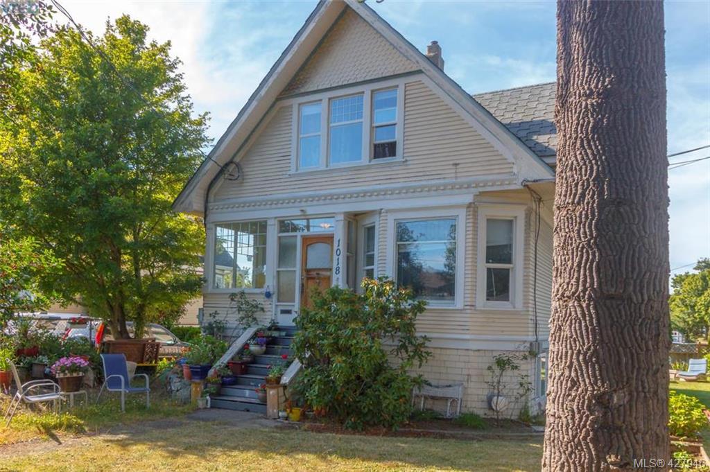 1018 Bay Street, Victoria, BC 427946 Matt Loken