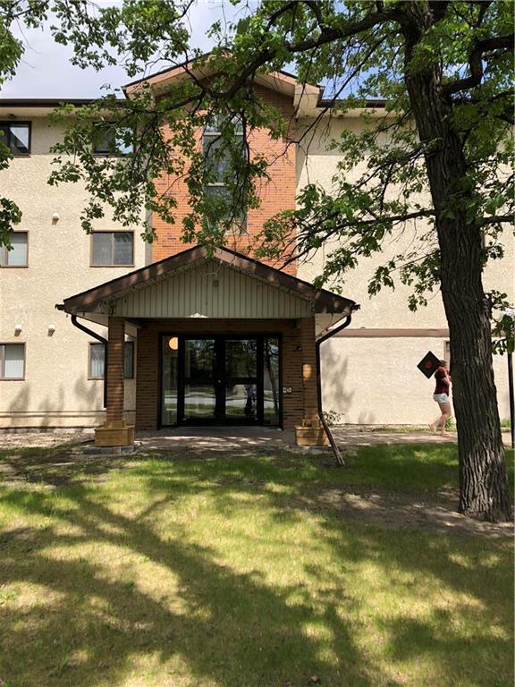 101A 693 St Anne’s Road, Winnipeg, MB, R2N 3T6 202012598 John Frank