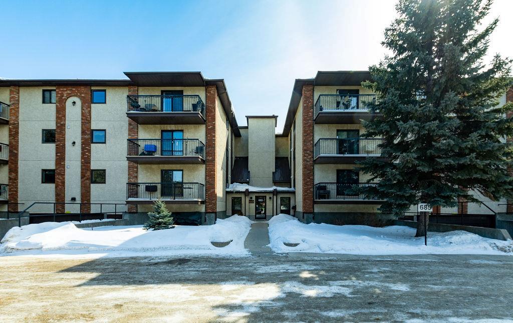 105 685 St Anne’s Road, Winnipeg, MB, R2N 3T2 202304992 John Frank