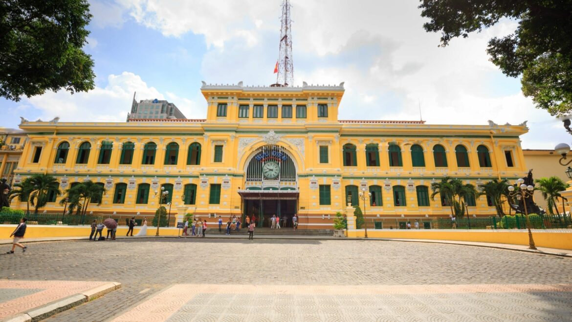 Sai Gon Central Post Office, included in tours offered by Asia Vacation Group