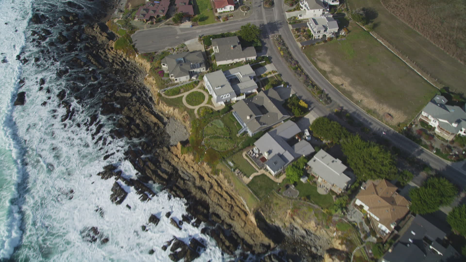 5K stock footage aerial video Bird's eye view of oceanfront homes