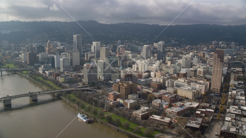 Downtown Portland seen from the Willamette River, Oregon Aerial Stock Photos AX153_105.0000159F
