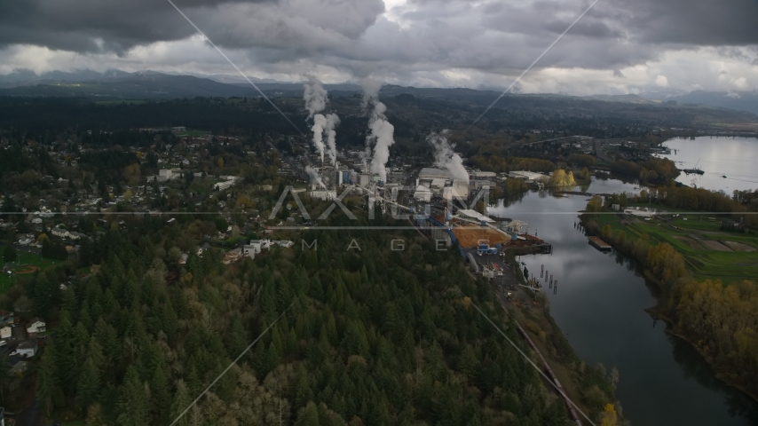 The Georgia Pacific Paper Mill in Camas, Washington Aerial Stock Photo AX153_150.0000185F | Axiom Images