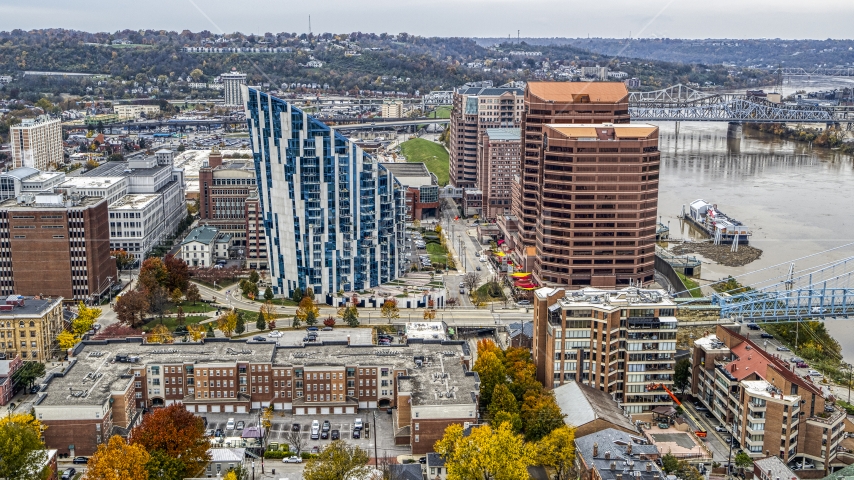 Condo complex beside a pair of office buildings overlooking the Ohio River in Covington, Kentucky Aerial Stock Photo DXP001_000468 | Axiom Images