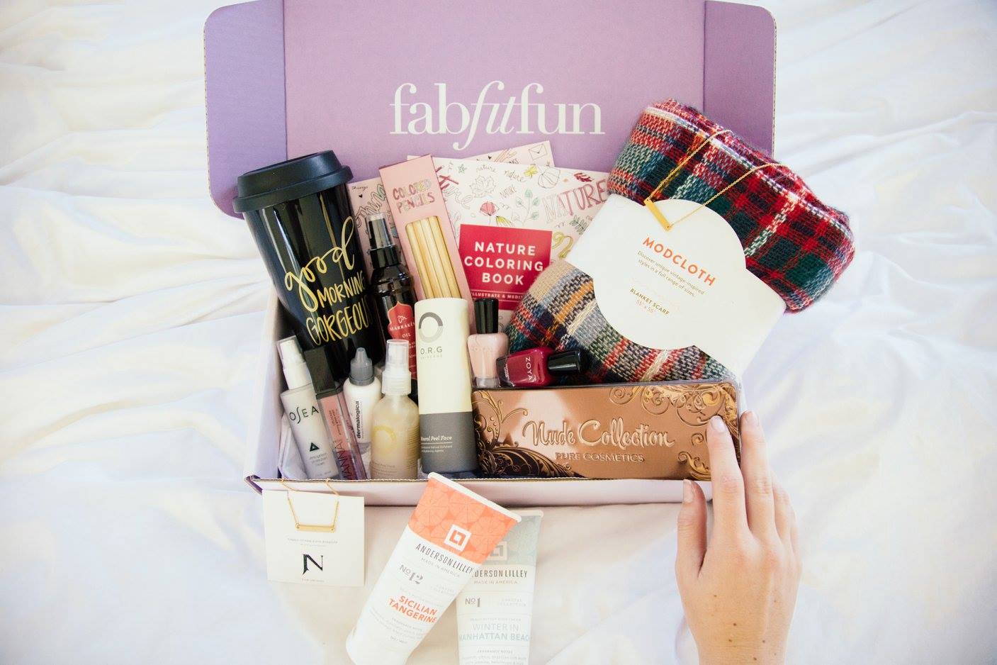 A Year of Boxes™ FabFitFun Coupon Code September 2017 A Year of Boxes™
