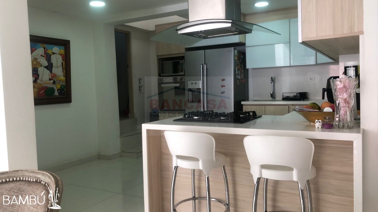 LAURELES , MEDELLÍN - 27960