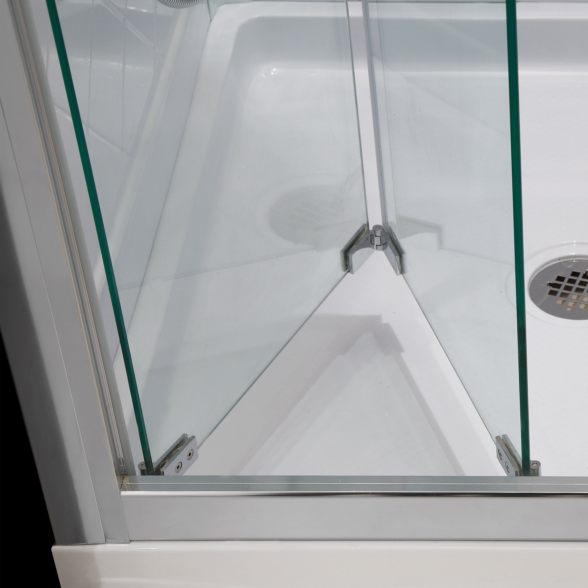 DreamLine DL6213C01CL Butterfly BiFold Shower Door & SlimLine 32x32