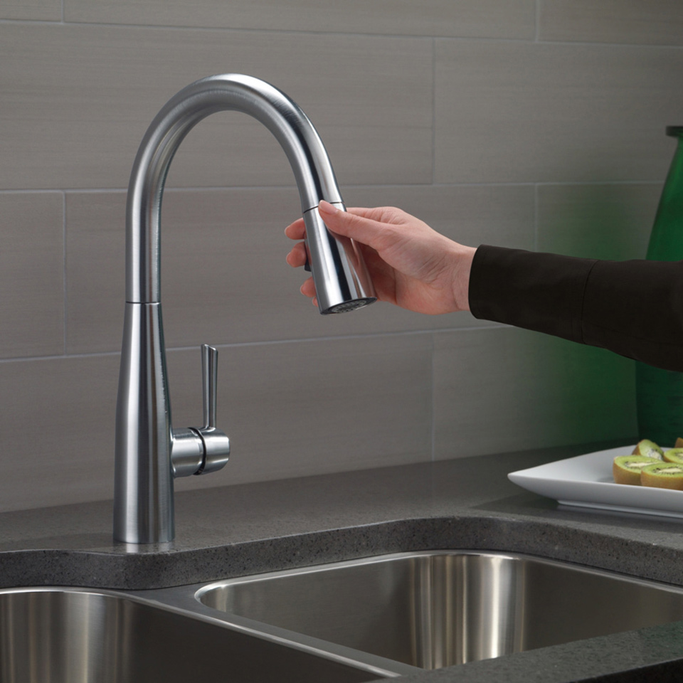 Bath4All Delta 9113BLDST Essa PullDown Kitchen Faucet with