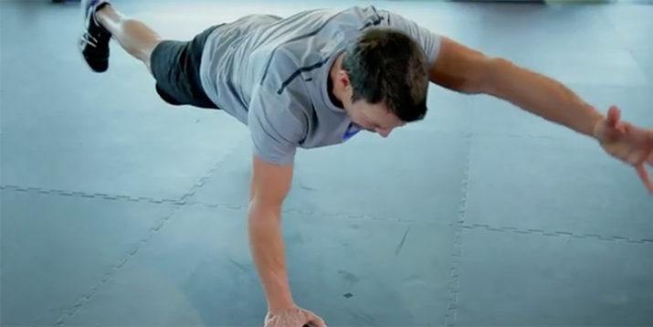 How to Do the Bird-Dog Crunch Push-Up from P90