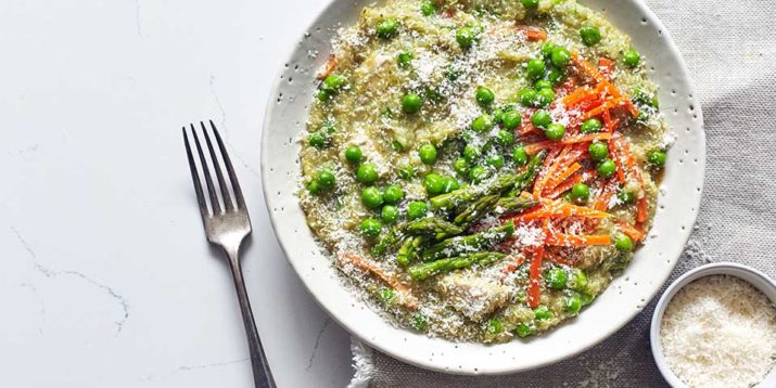 Slow Cooker Chicken and Quinoa With Spring Vegetables
