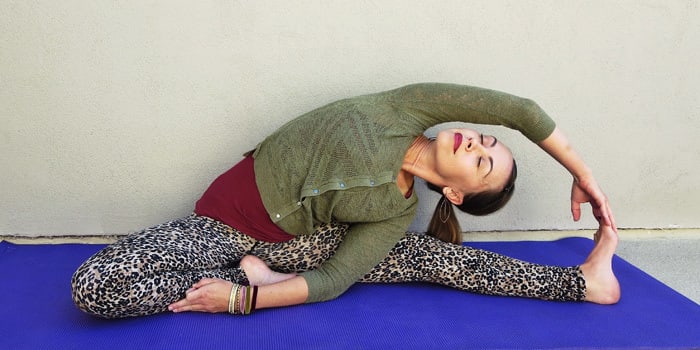 9 Basic Yoga Poses For Beginners