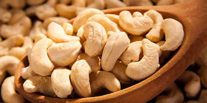 12 Superfoods to Eat When You’re Stressed