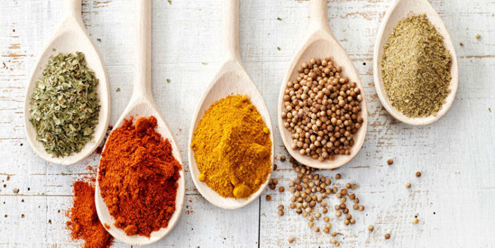 8 Essential Spices to Keep in Your Pantry