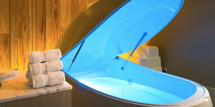 8 Reasons to Try Flotation Tank Therapy