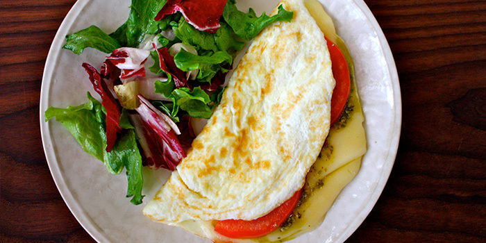 Breakfast Caprese With Pesto