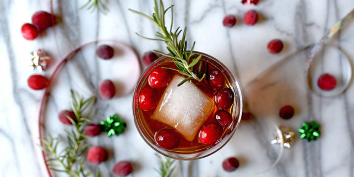 Holiday Cranberry Fizz