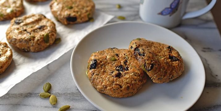 No-Bake Shakeology Breakfast Cookies