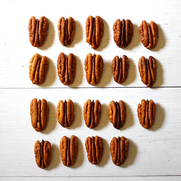 How Many Almonds in an Ounce? The Beachbody Blog