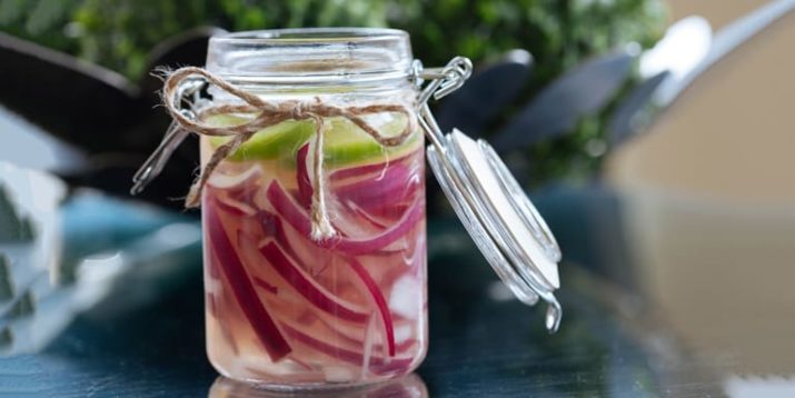 Quick Pickled Red Onions