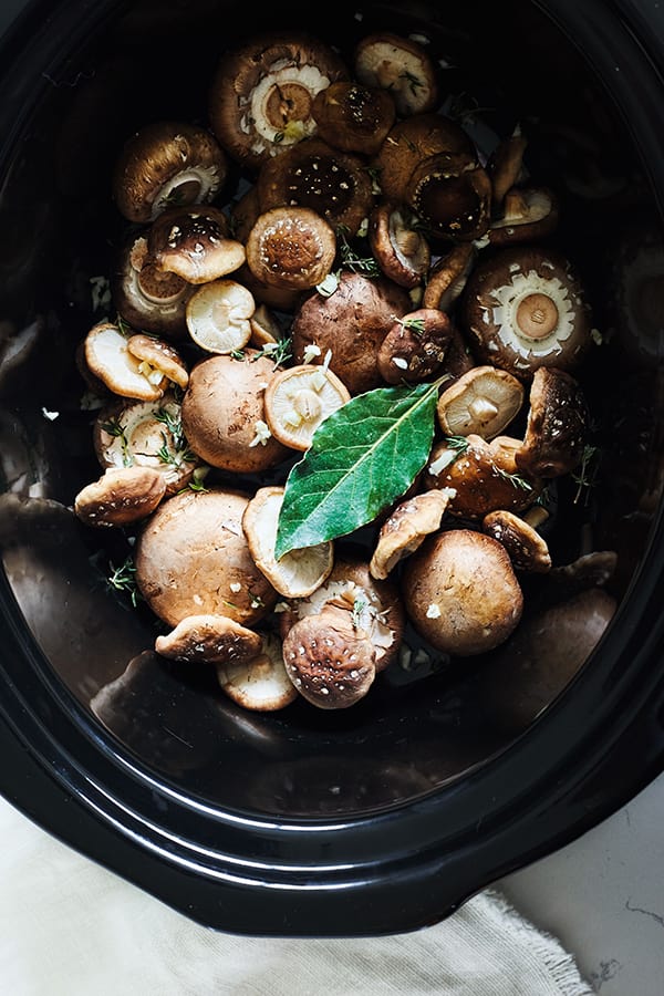 Slow Cooker Mushrooms Garlic and Herbs Recipe The Beachbody Blog