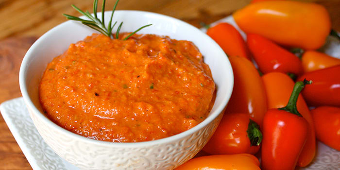 White Bean and Roasted Red Pepper Hummus