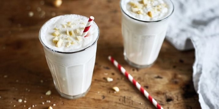 White Chocolate Macadamia Nut Smoothie