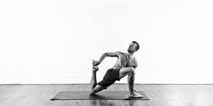 6 Yoga Poses to Get Into Great Hiking Shape