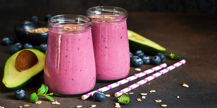 Berry Avocado Breakfast Smoothie