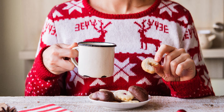 9 Tips to Avoid Binging on Food During the Holidays