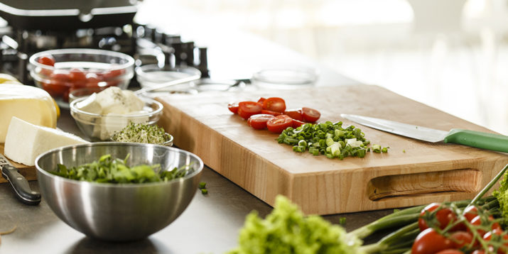 5 Tips to Keep Your Wood Cutting Board Clean