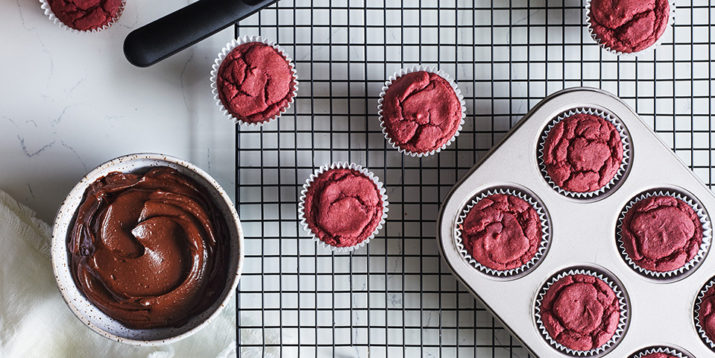 Cupcakes Red Velvet Saludables FIXATE