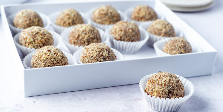 Cookies & Creamy Shakeology Cookie Dough Bites