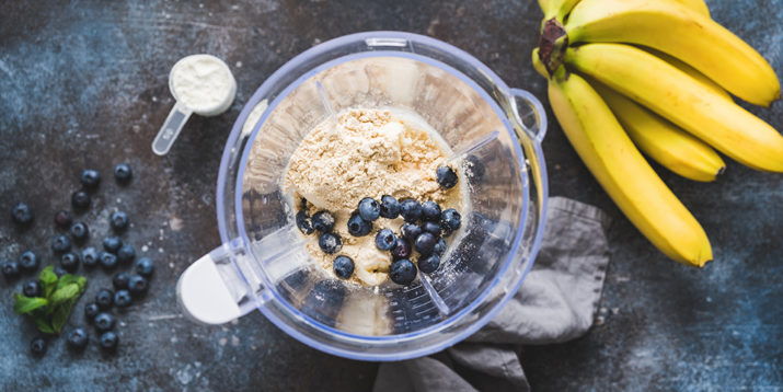 8 Reasons to Start Drinking Shakeology