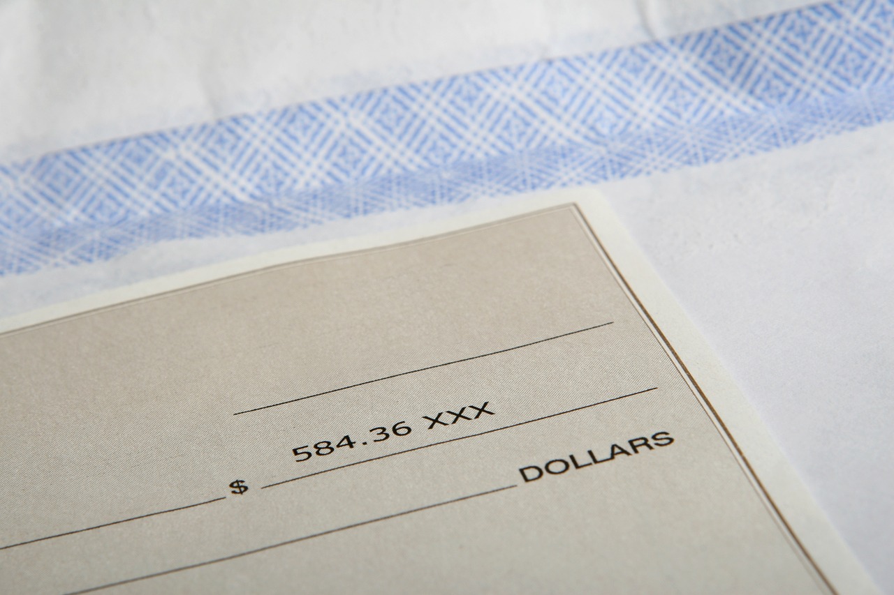 Entenda a diferença entre salário e remuneração