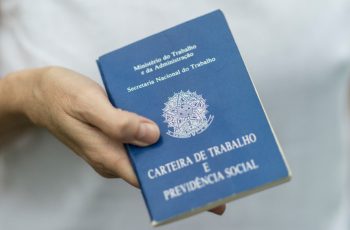 CLT e trabalho aos domingos e feriados: o que você precisa saber!