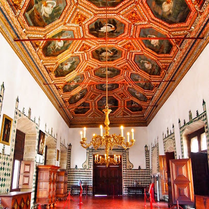 Sintra Palace - Swan Room