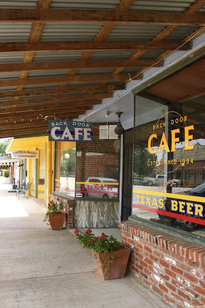 Smithville Texas - BackDoor Cafe