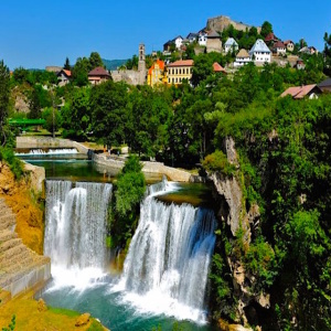Bosnia - Jajce Waterall
