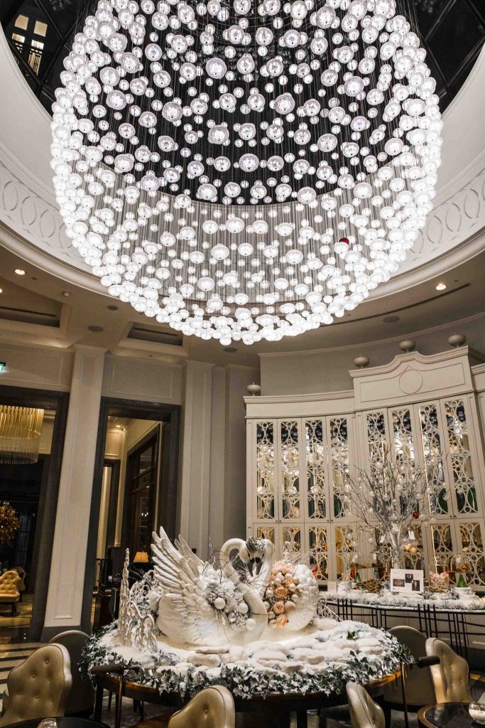UK London Corinthia Hotel Chandelier