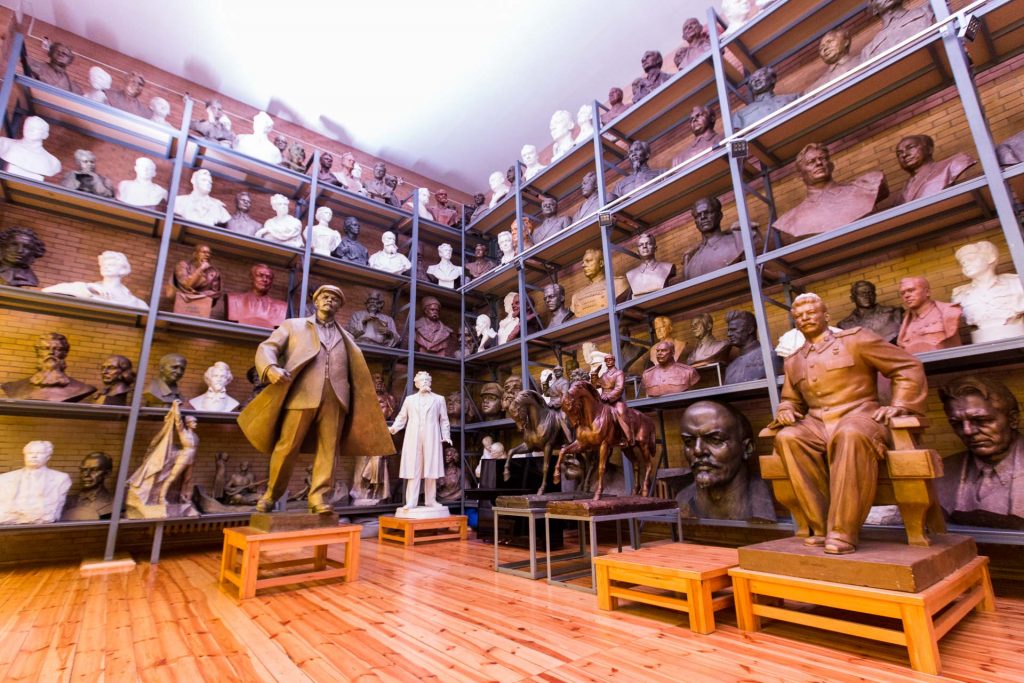 BlueSkyTraveler.Belarus.AzgurMuseum