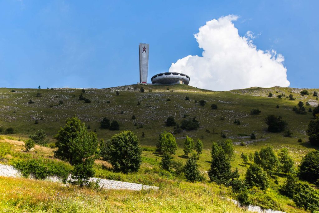 BlueSkyTraveler.Bulgaria.Buzludzha