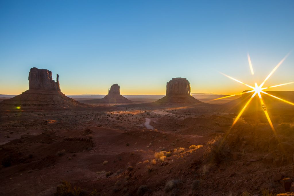 Arizona Monument Valley Sunrise - Sunstar Filter