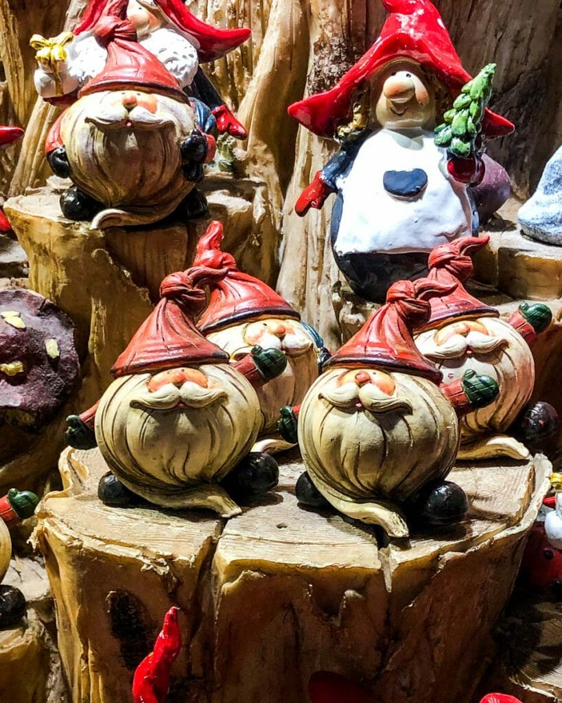 Christmas Markets - Ornaments - Santas