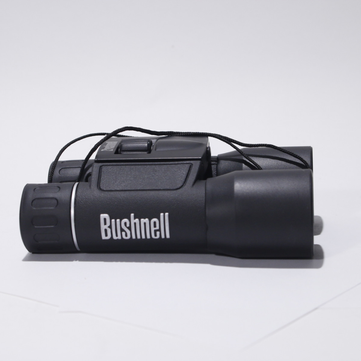 Bushnell 16x32 Binoculars